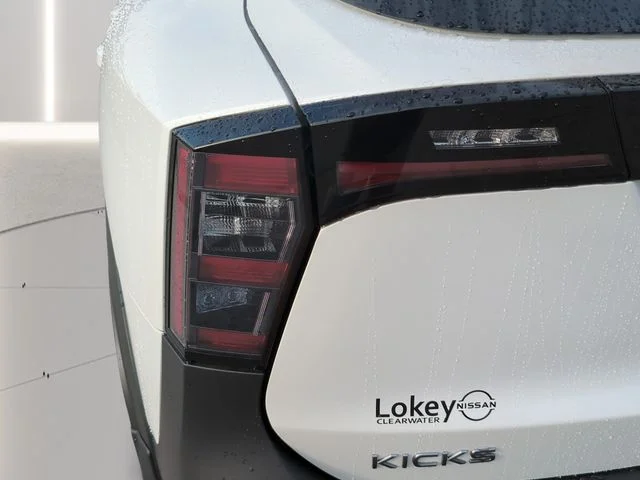 New 2026 Aspen White TriCoat / Super Black Two-tone Nissan SV image 8