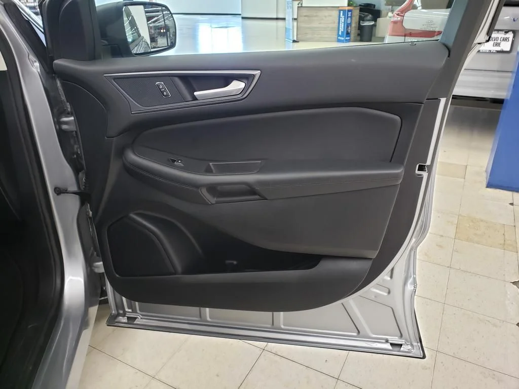 Certified Used 2024 Silver Metallic Ford SE image 19
