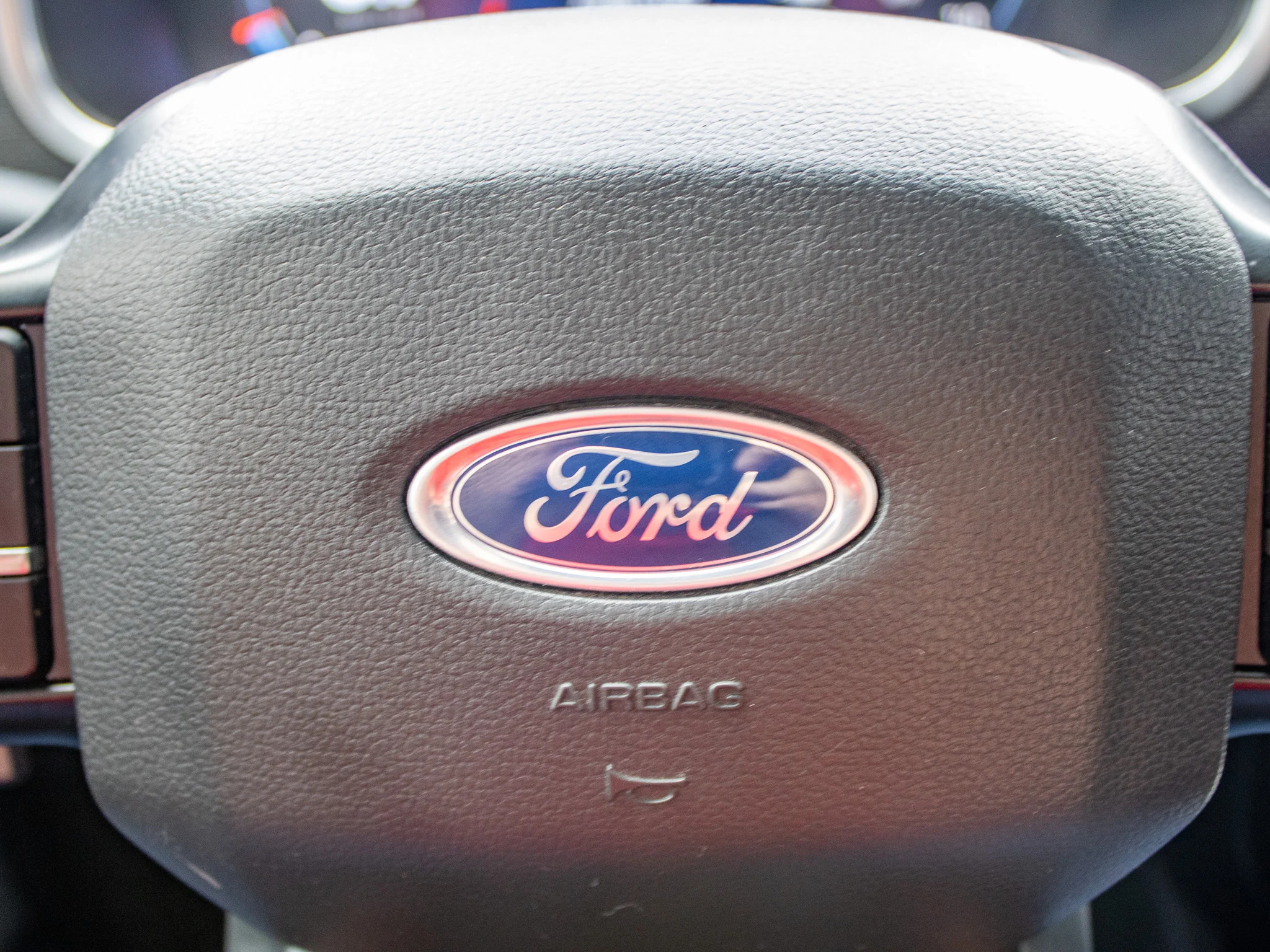 Used 2023 Rapid Red Metallic Tinted Clearcoat Ford Raptor image 33