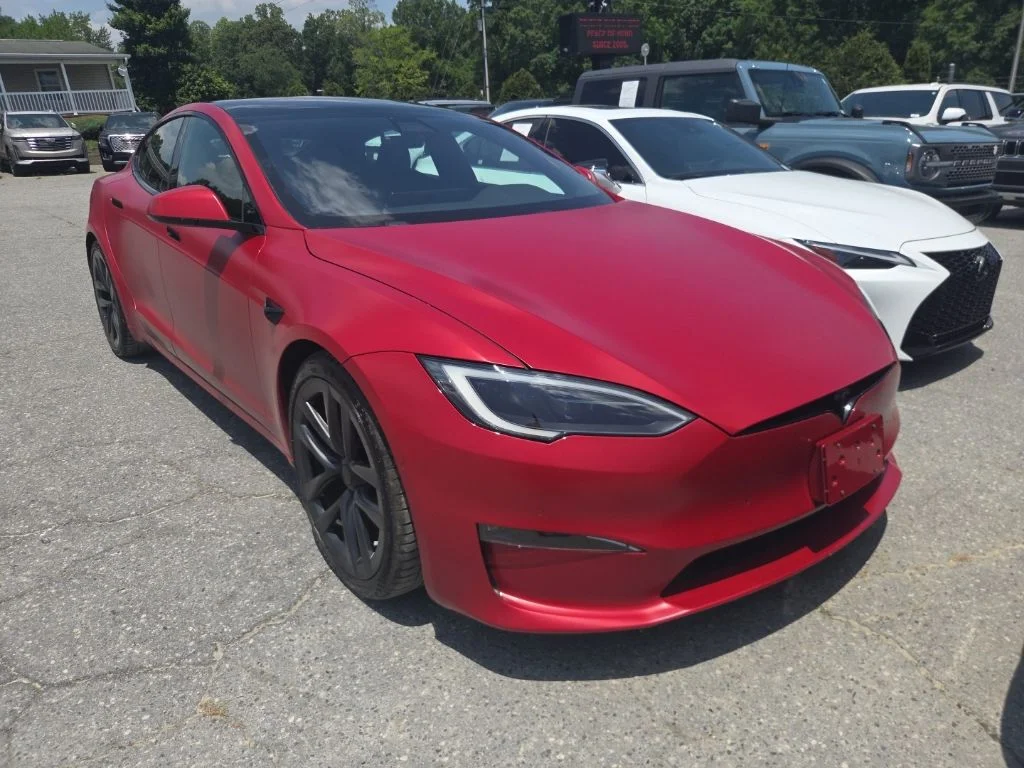 Used 2022 Red Tesla Base image 2