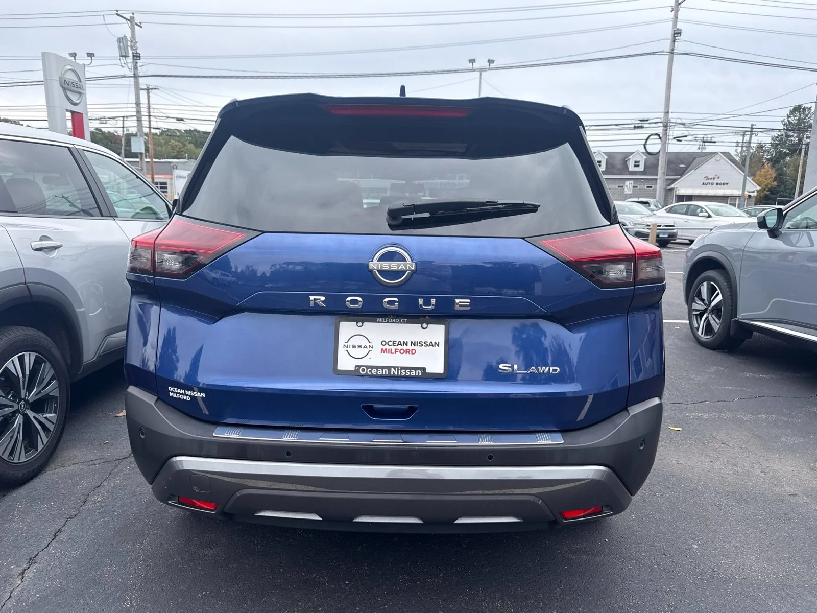 Certified Used 2022 Caspian Blue Metallic Nissan SL image 12