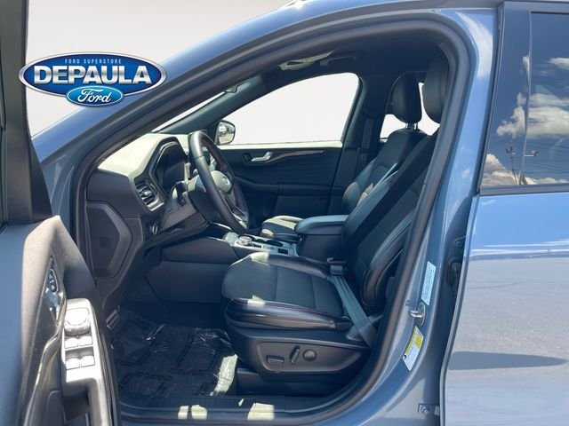 Used 2024 Vapor Blue Ford ST-Line image 11