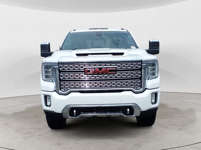 Used 2020 White GMC Denali image 2