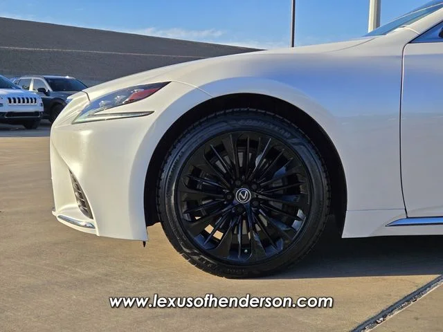 Used 2018 White Lexus 500 Base image 9