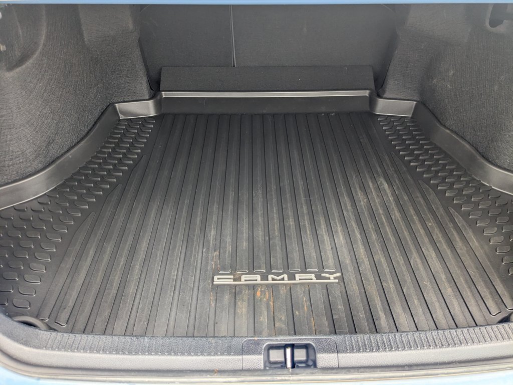 Used 2023  Toyota SE image 24