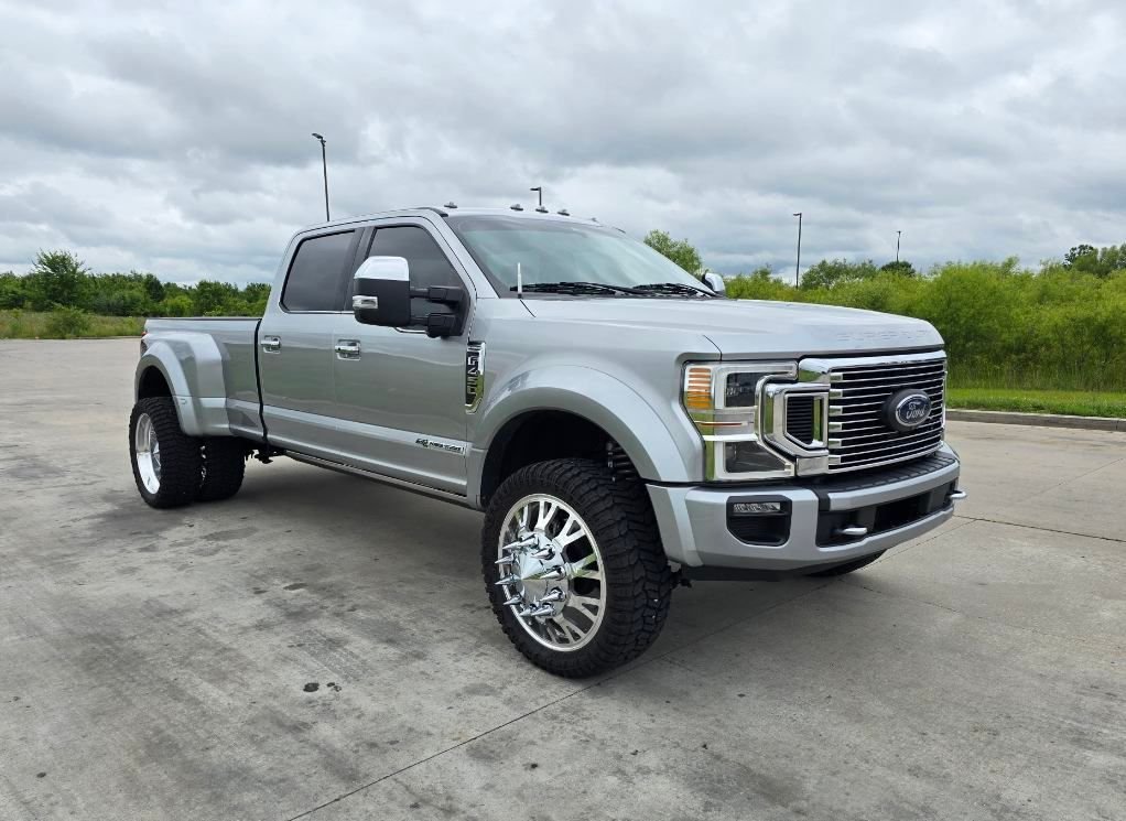 2022 Ford F-450 Platinum 4x4 Crew Cab 8' Box DRW's photo