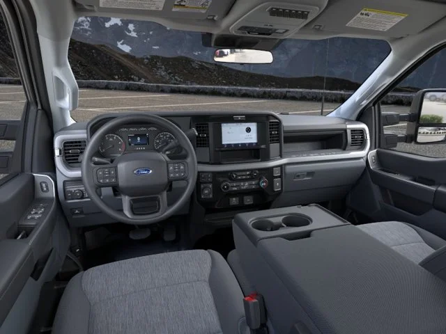New 2026 Oxford White Ford XL image 9