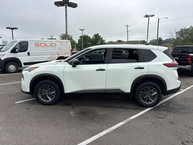 Used 2024 White Nissan S image 3