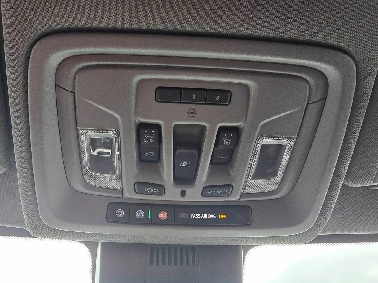 Used 2023 Onyx Black GMC Denali image 24
