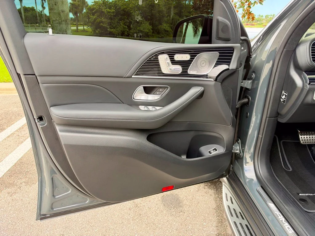 2026 Mercedes-Benz GLS AMG GLS 63 - Photo 17