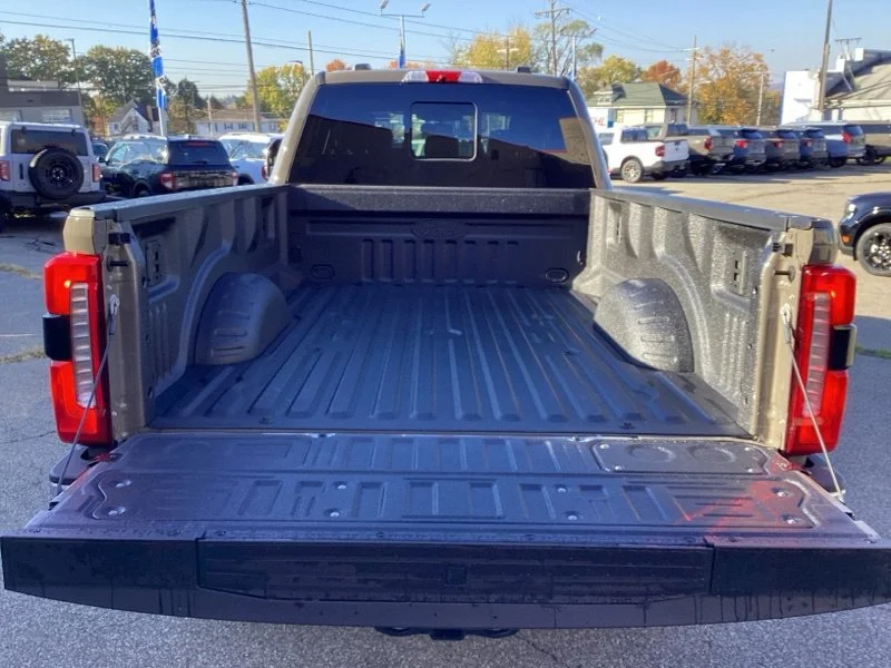 New 2027 Gray Ford King Ranch image 12