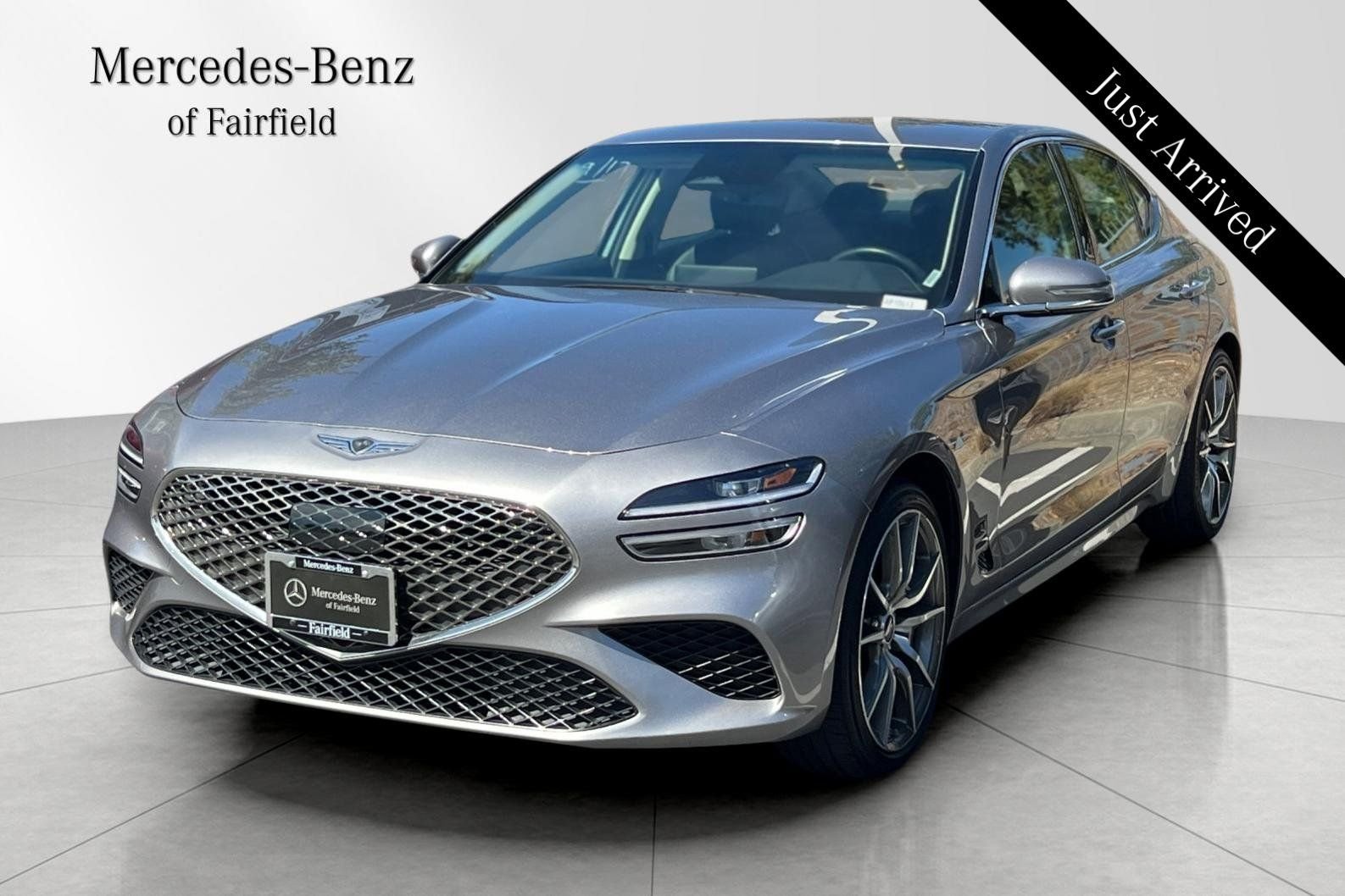 Used 2025 Silver Genesis 2.5T image 1