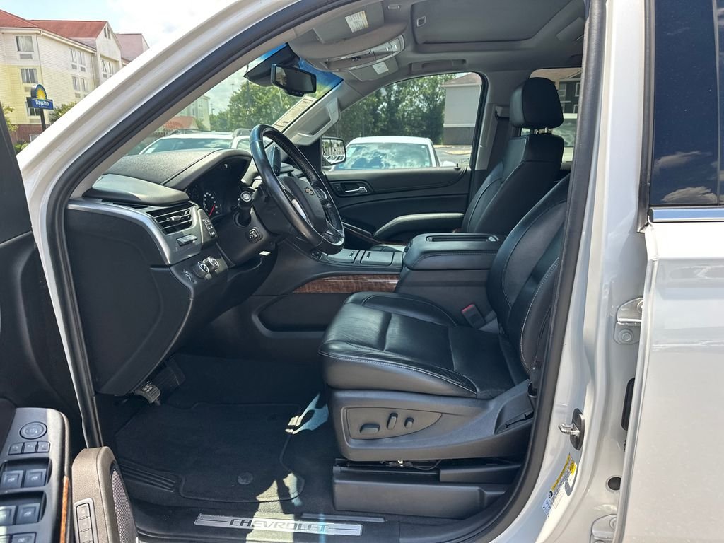 Used 2019  Chevrolet Premier image 9