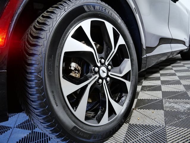 Used 2023 Black Ford Premium image 8