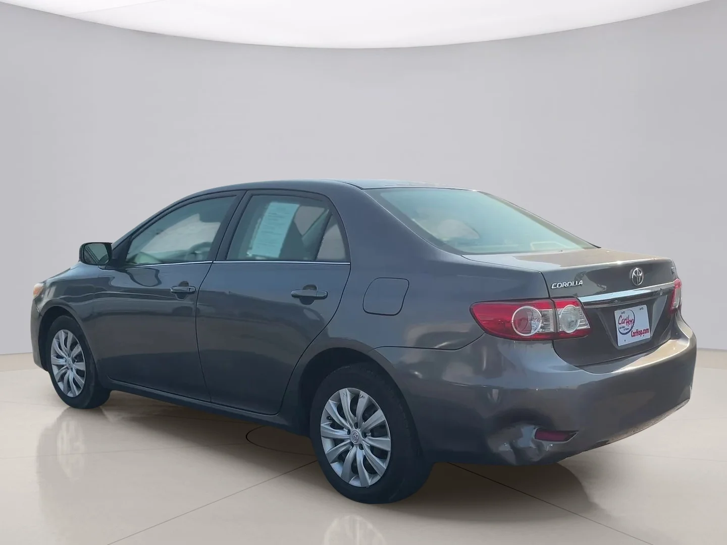 Used 2013 Gray Toyota L SEDAN image 4