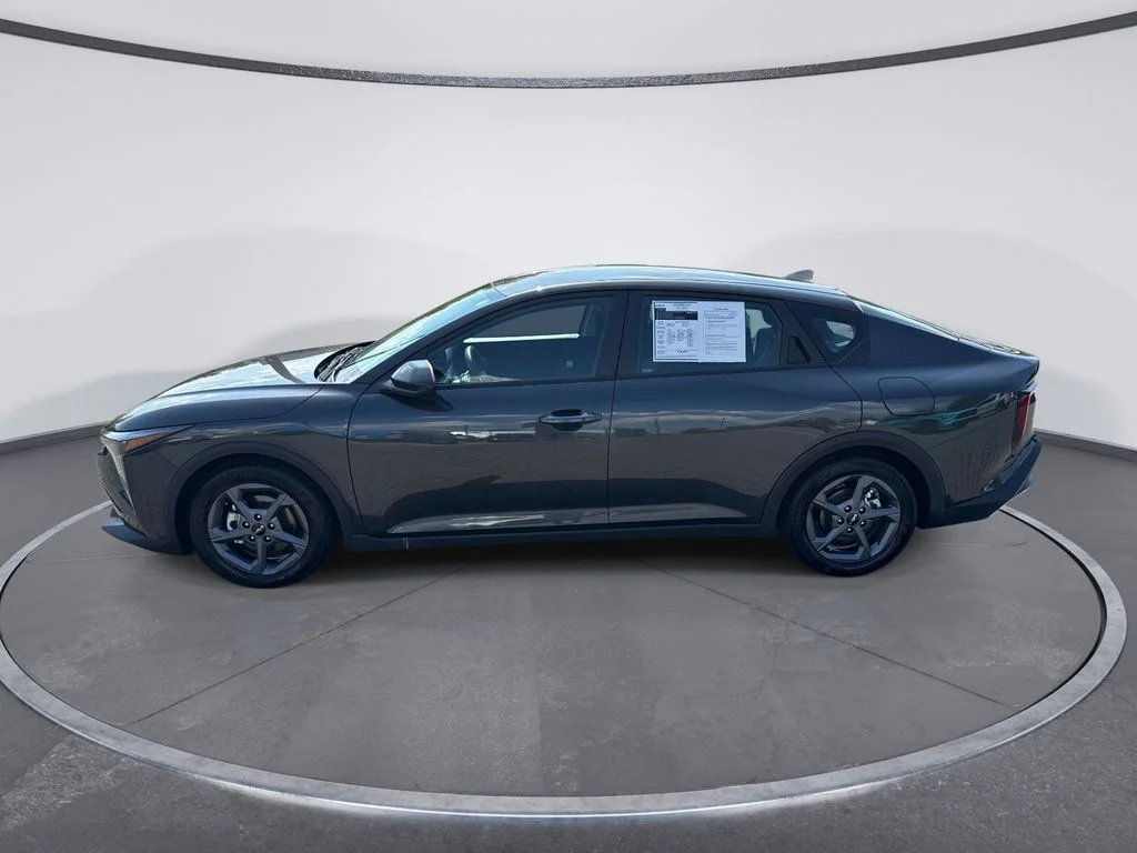 Used 2026 Gray Kia LXS image 4