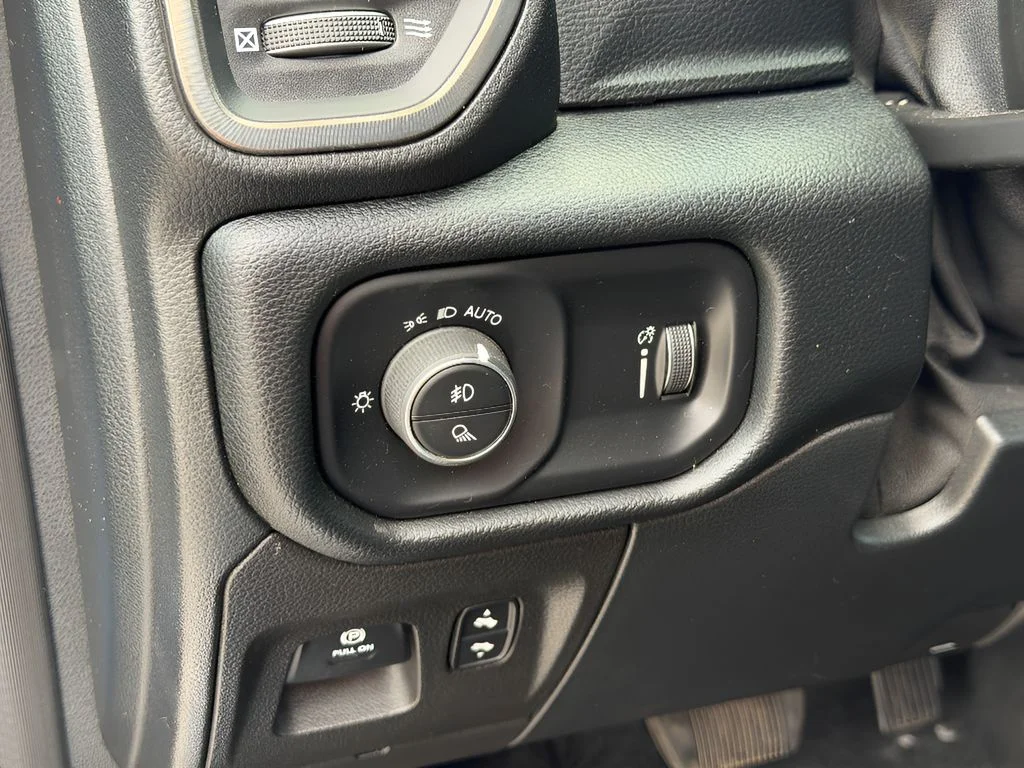 Used 2022 Hydro Blue Pearl Ram Sport image 21