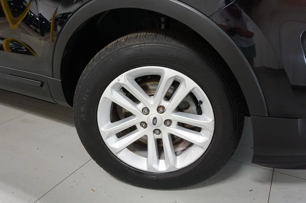Used 2016 Shadow Black Ford Base image 42