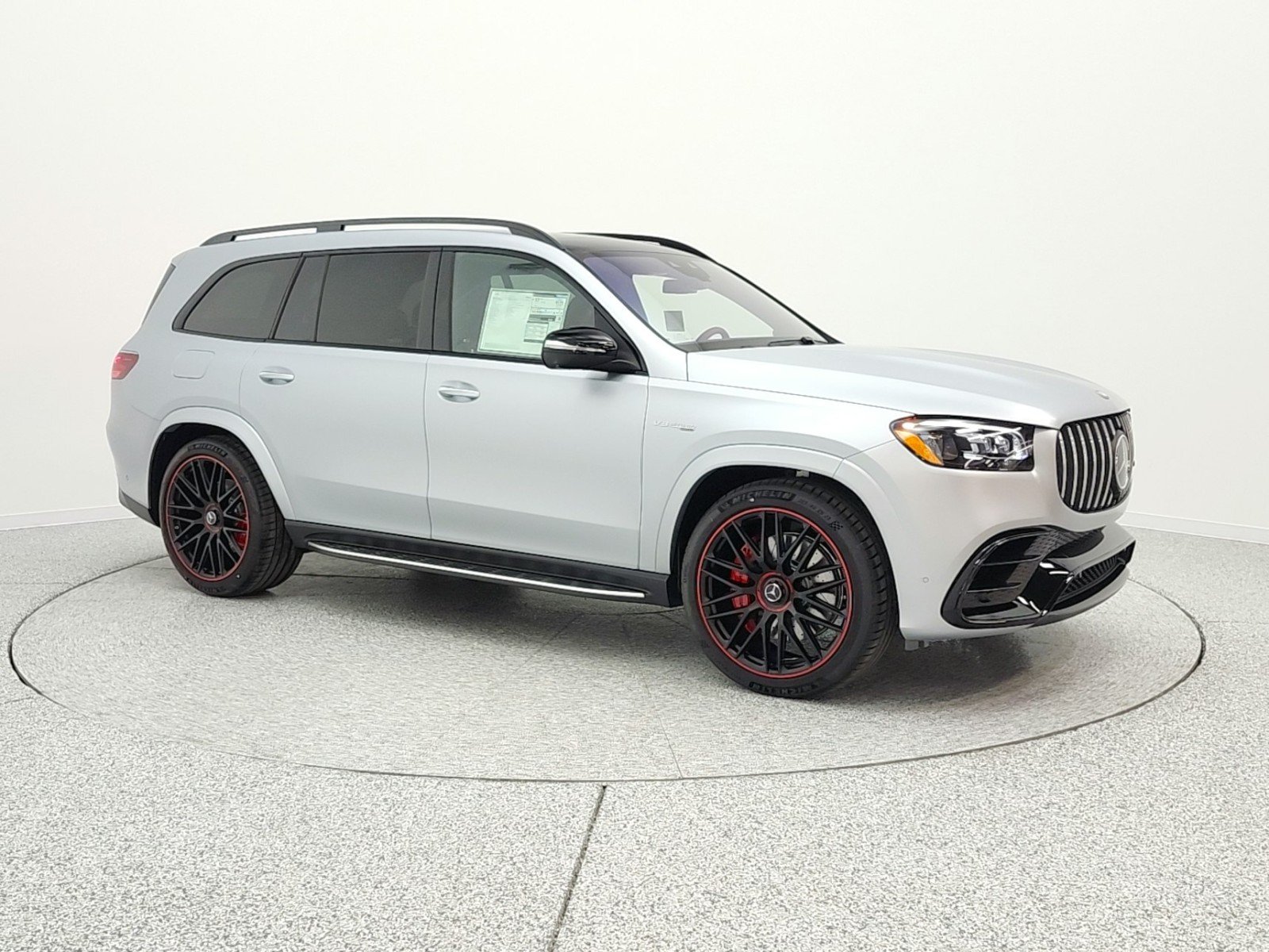 New 2026 MANUFAKTUR Signature Cirrus Silver Magno Mercedes-Benz AMG® GLS 63 4MATIC+ SUV image 3