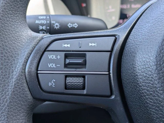 2025 Honda Accord LX - Photo 23