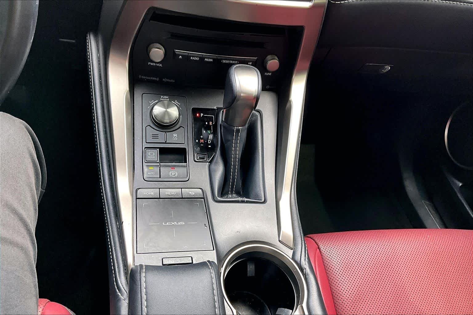 Used 2021 Eminent White Pearl Lexus  image 35