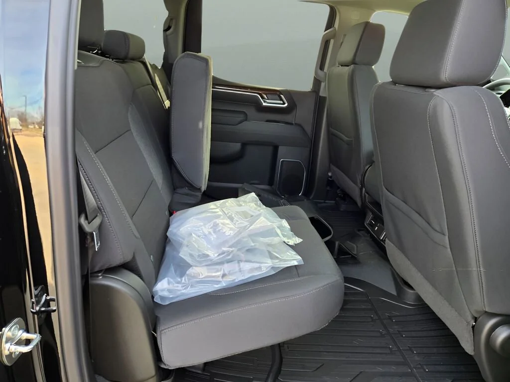 2026 GMC Sierra 1500 SLE - Photo 10