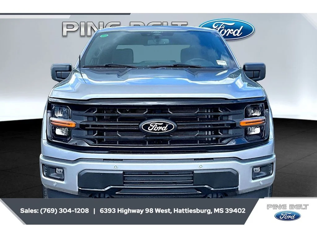 New 2026 Iconic Silver Metallic Ford XLT image 3