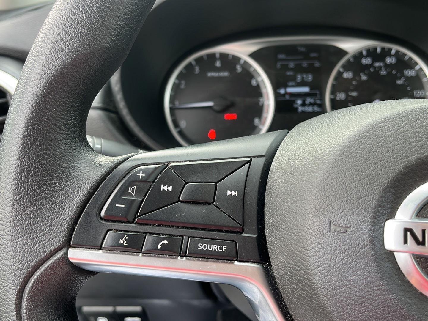 Used 2020 Brilliant Silver Metallic Nissan S image 9