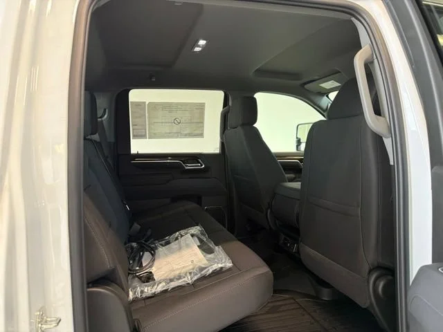 New 2026 Summit White GMC SLE image 29