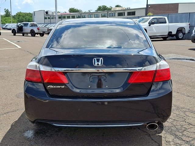 Used 2014 Black Honda EX image 5