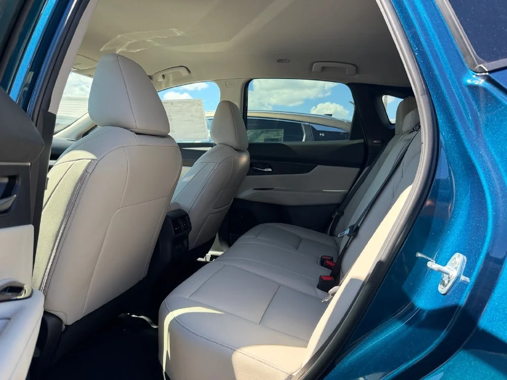 New 2027 Blue Nissan SV image 12