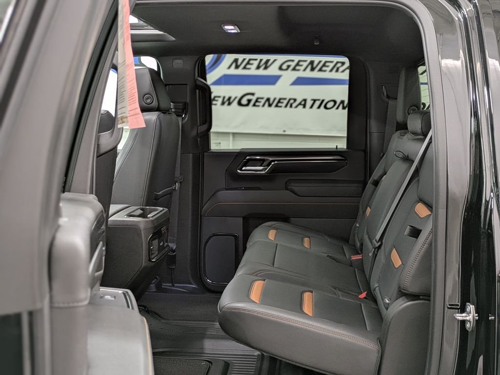 Used 2024 Black GMC AT4 image 31