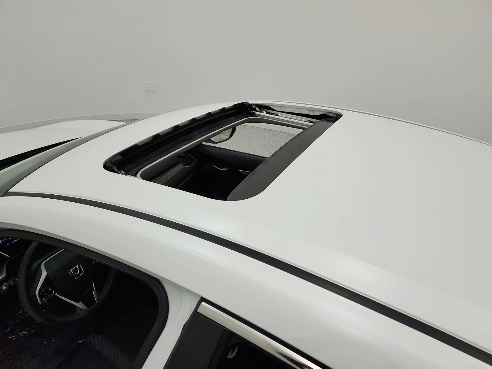Used 2019 Platinum White Pearl Honda EX CVT image 11