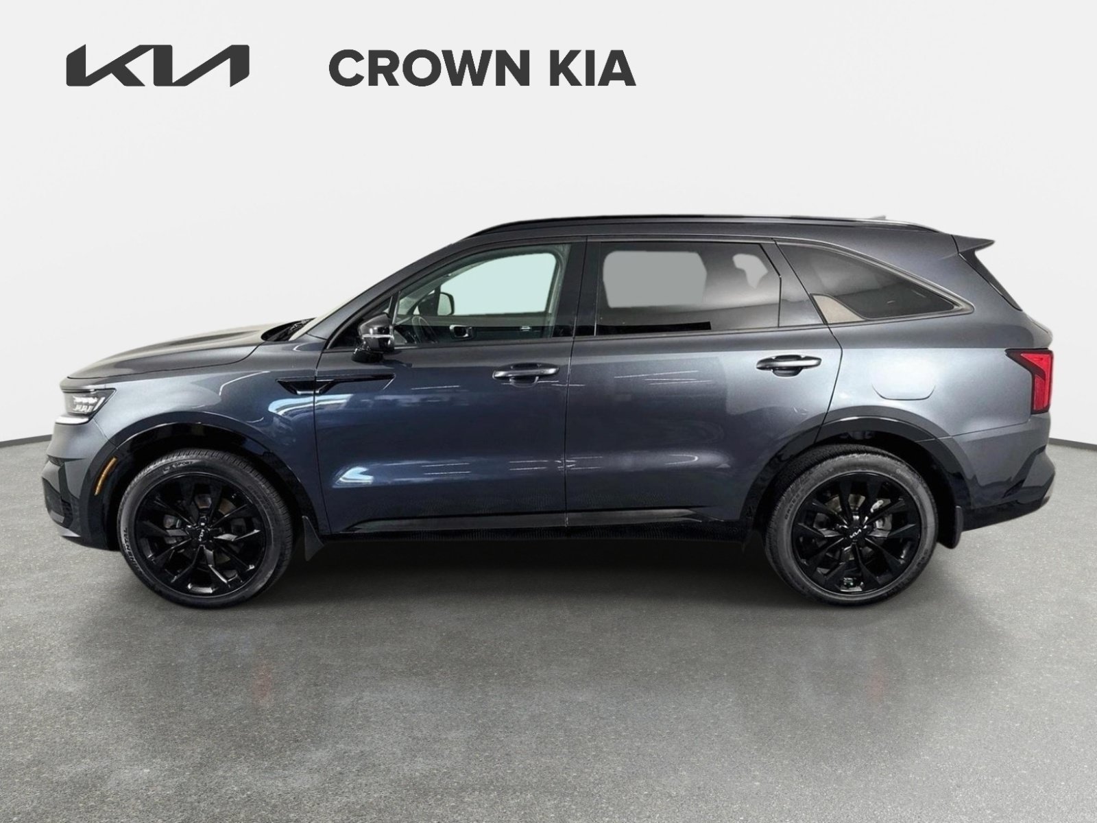 Used 2023 Gravity Grey Kia SX image 8