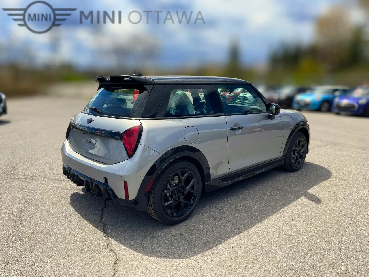 New 2026 Melting Silver III Metallic MINI Cooper S image 5