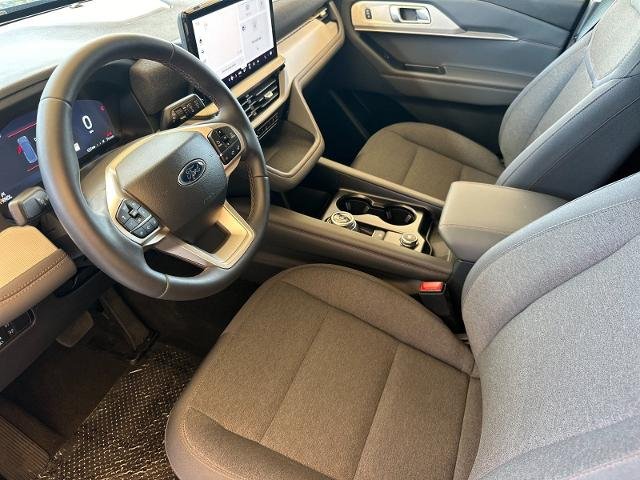 New 2026 Vapor Blue Metallic Ford Active image 9