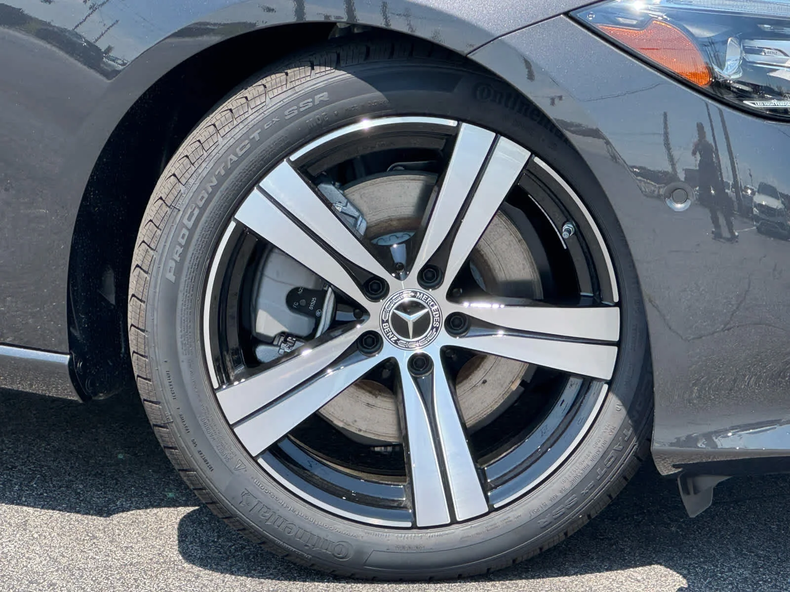 New 2026 Graphite Grey Metallic Mercedes-Benz C 300 image 2