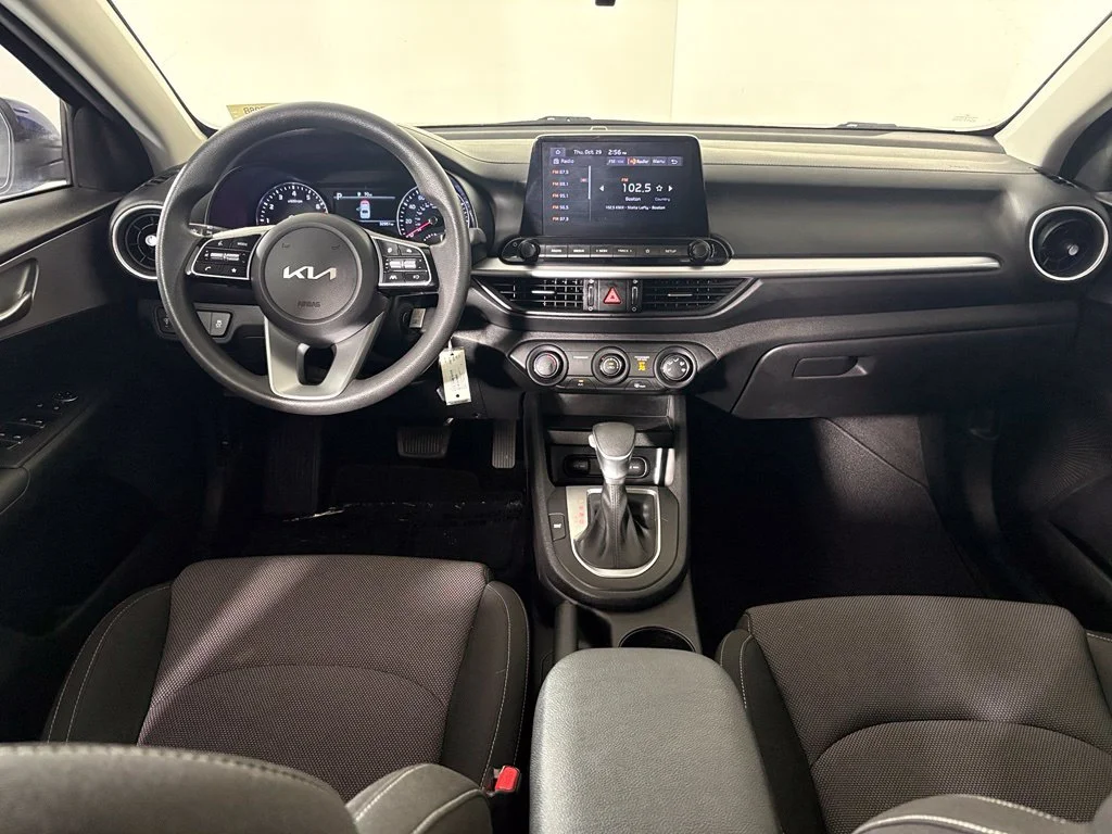 Used 2023 Blue Kia LXS image 36