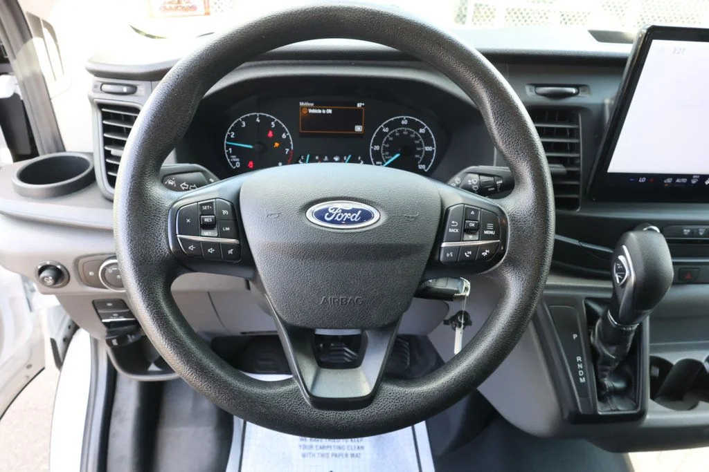 Used 2024 Oxford White Ford T-350 148