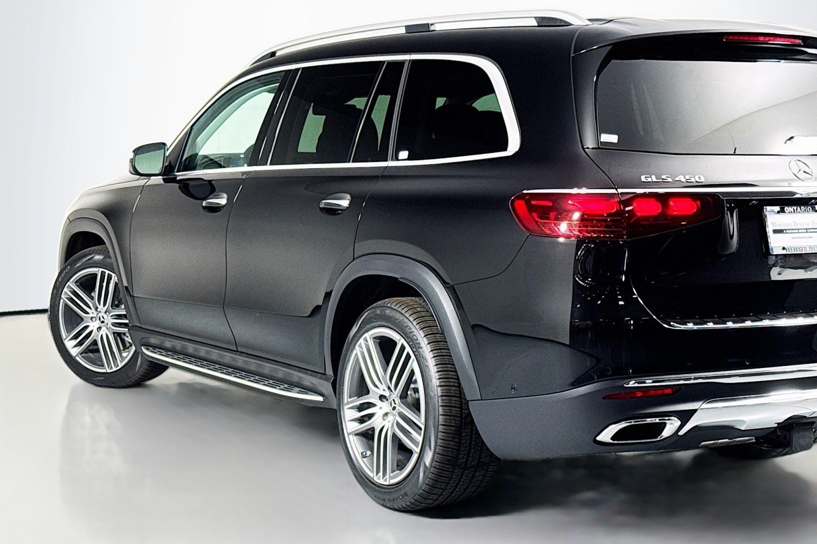 New 2026 Obsidian Black Metallic Mercedes-Benz GLS 450 4MATIC® SUV image 15