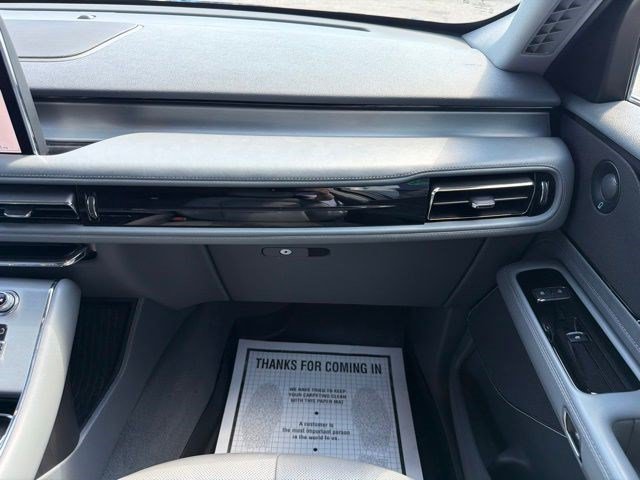 Used 2020 Diamond Lincoln Reserve image 23