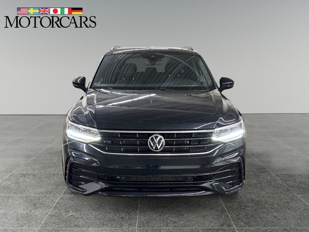 Used 2022 Deep Black Pearl Volkswagen 2.0T SE R-Line Black image 8