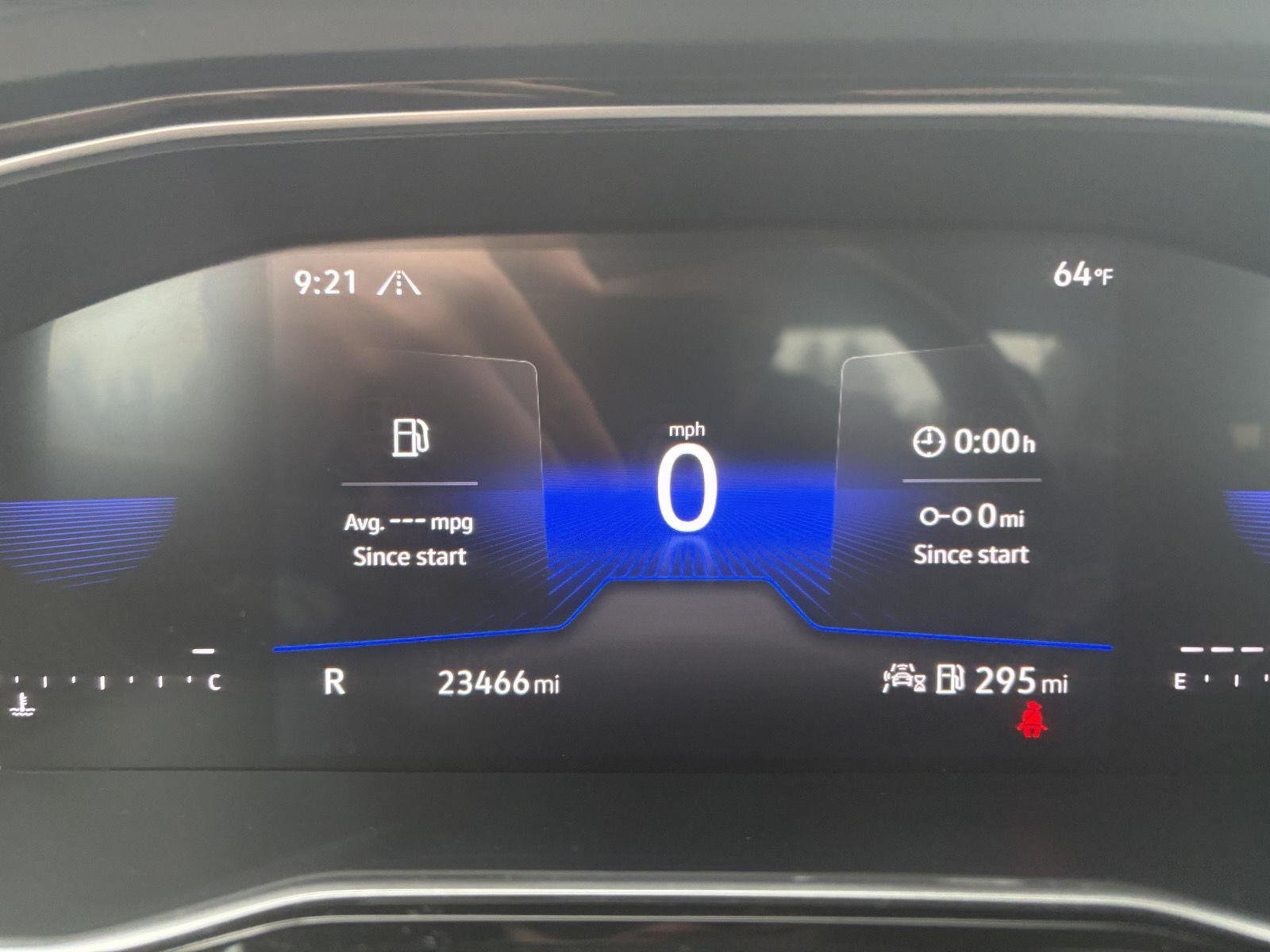 Used 2024 Platinum Gray Metallic Volkswagen SE image 10