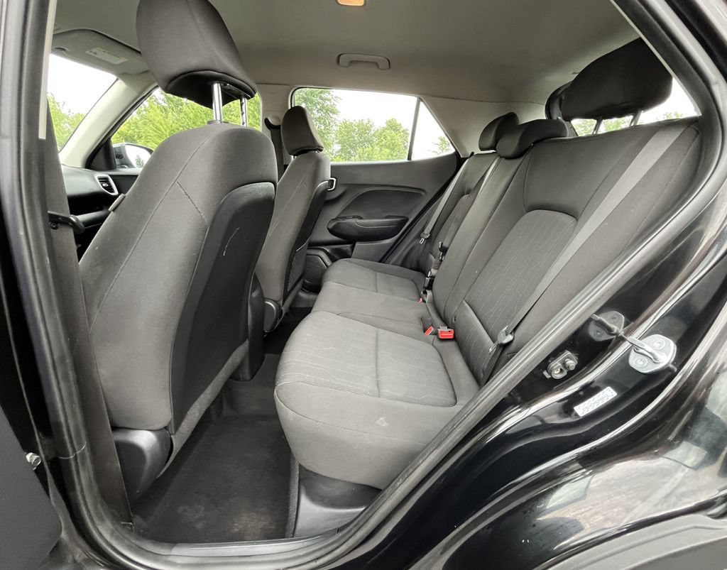 2023 Hyundai Venue SE - Photo 16