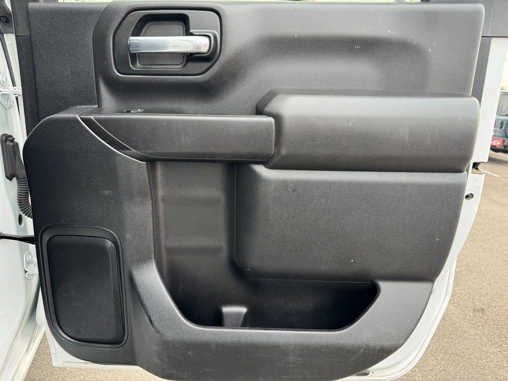 2022 Chevrolet Silverado 3500HD LT - Photo 17