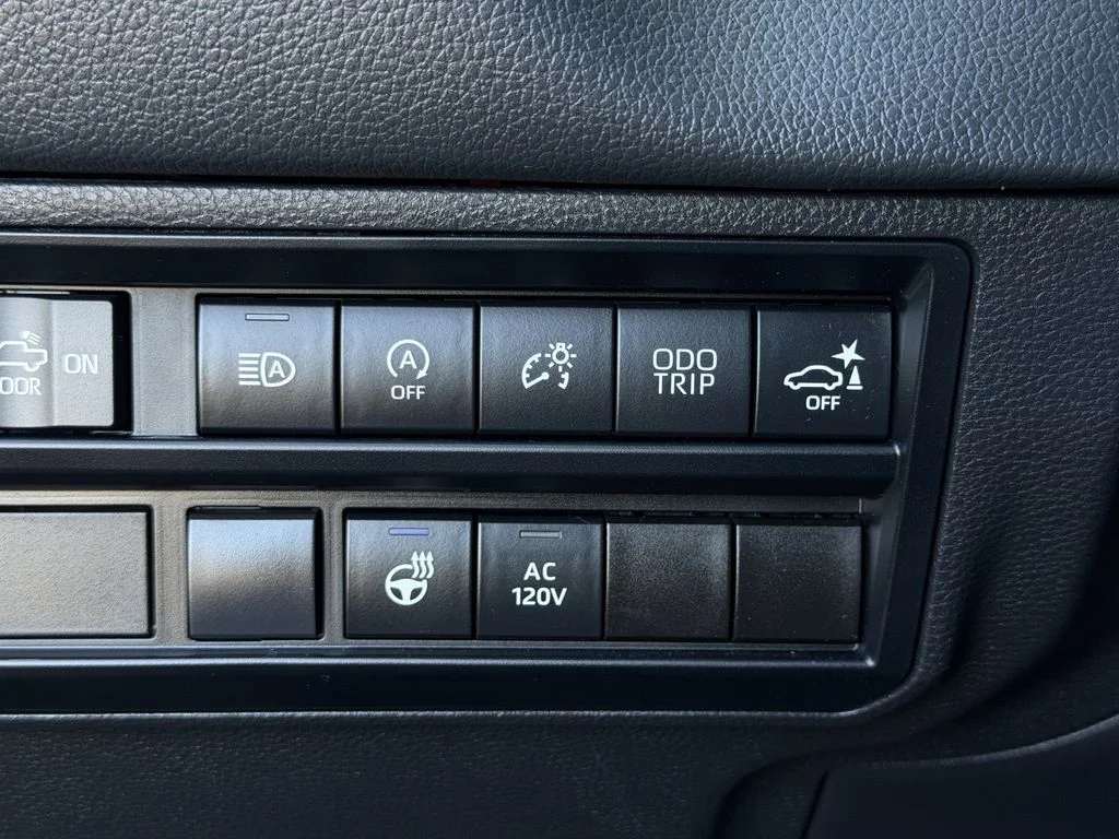 Used 2023  Toyota Limited image 24