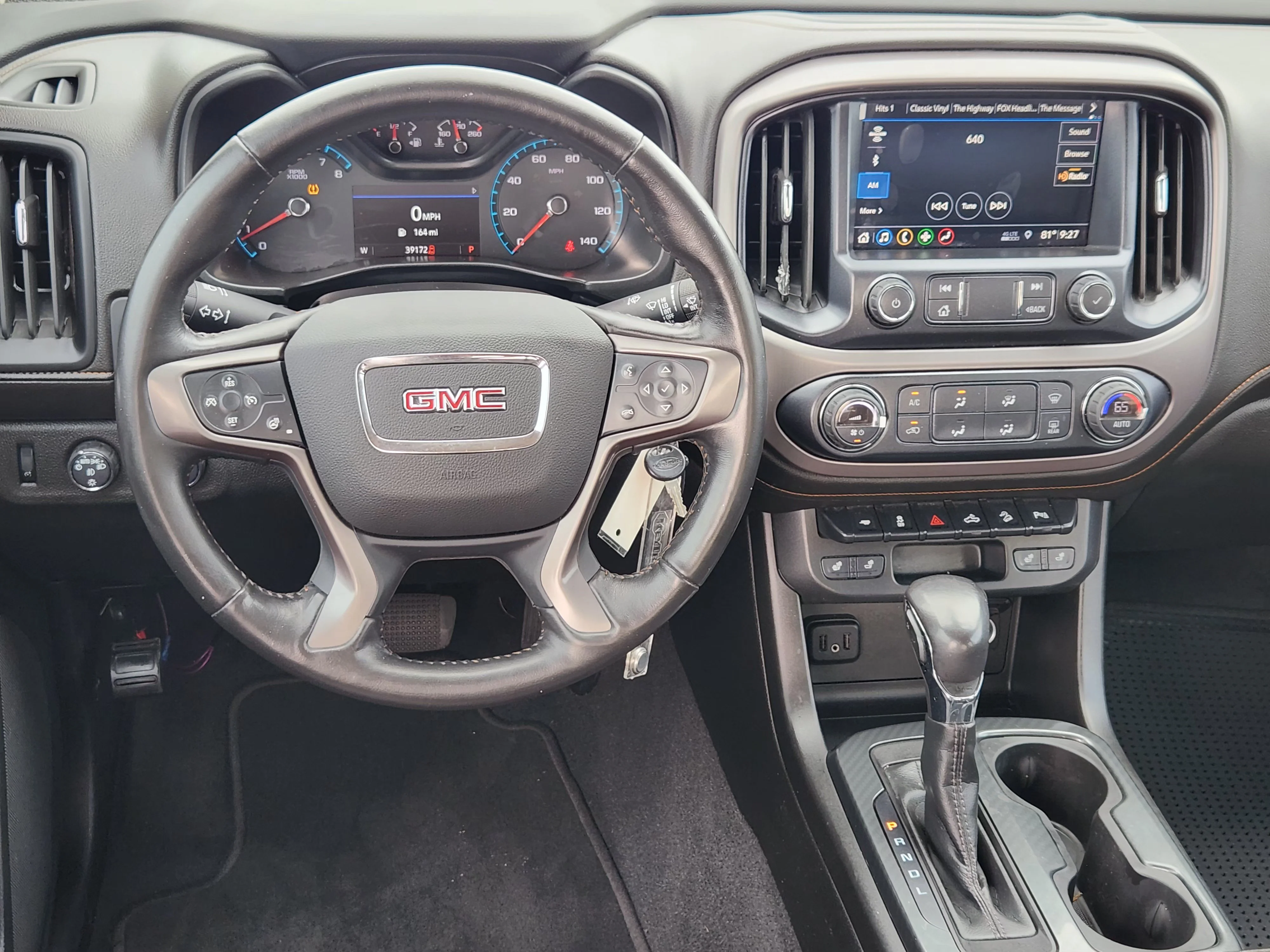Used 2022 Summit White GMC AT4 w/Leather image 26