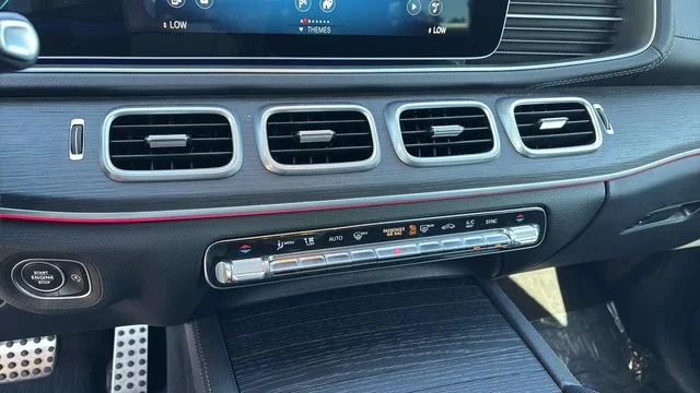 Used 2022 White Mercedes-Benz GLS 450 image 31