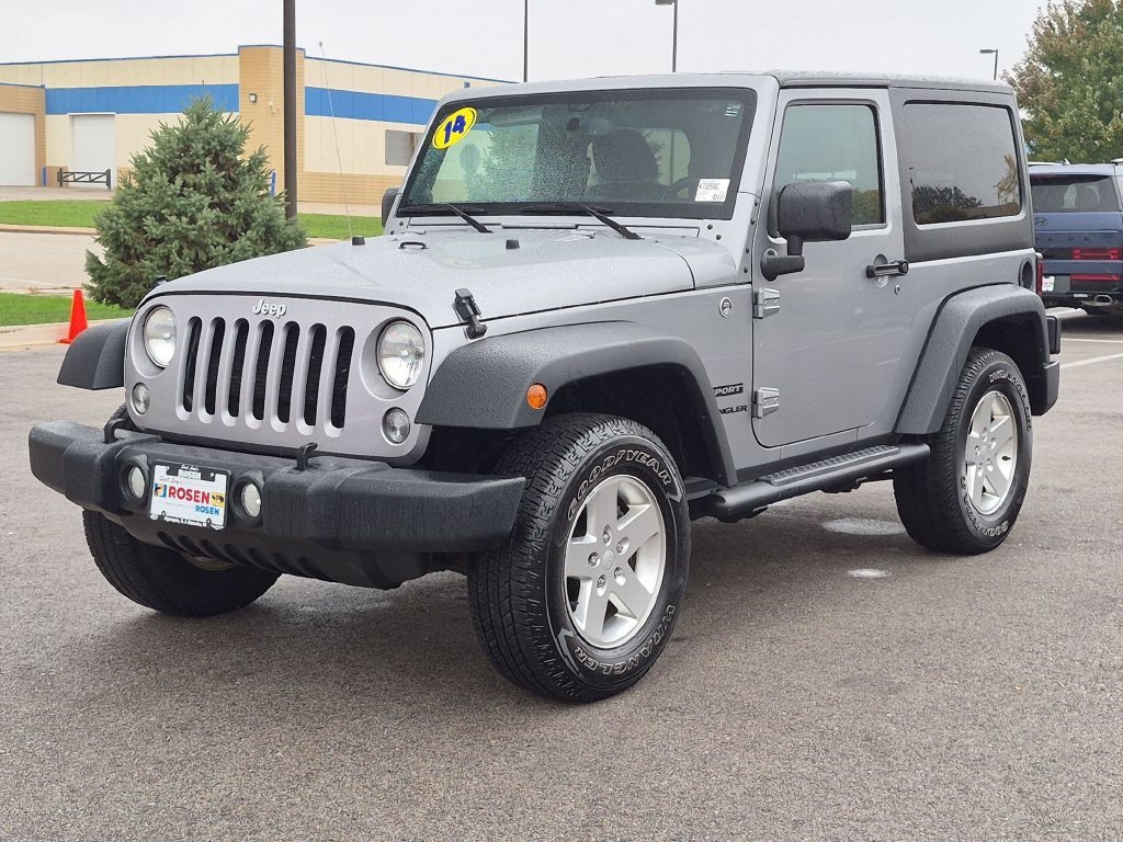 Used 2014 Gray Jeep Sport image 3