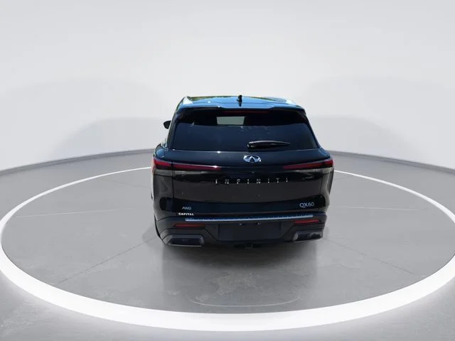 Used 2022 Black INFINITI LUXE image 6